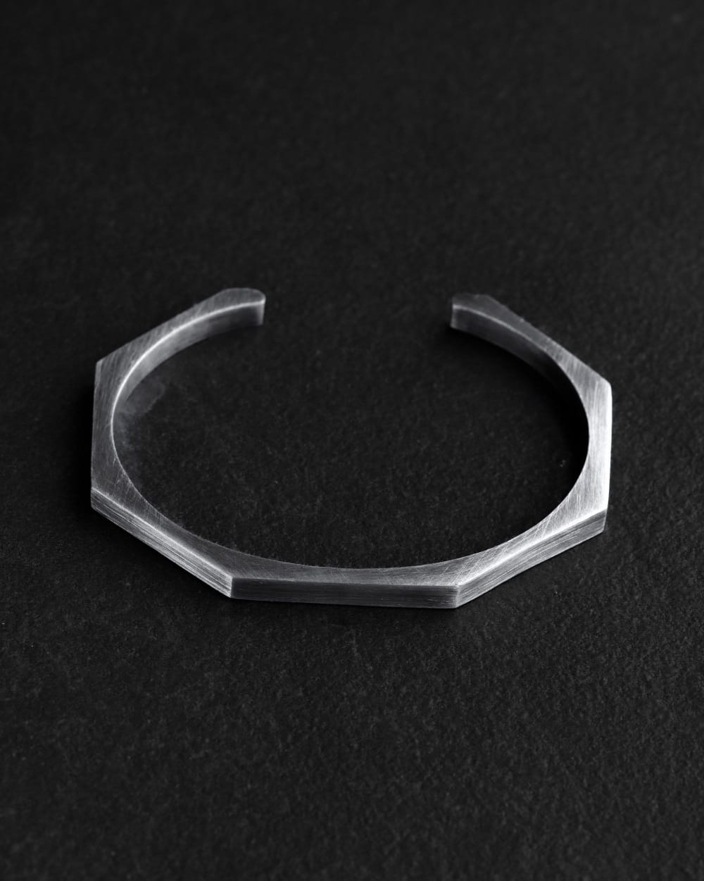 Hexagon cuff bangel